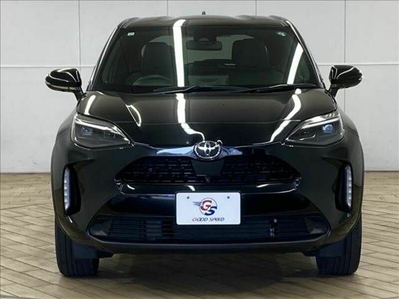 YARIS CROSS