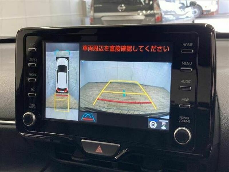 YARIS CROSS