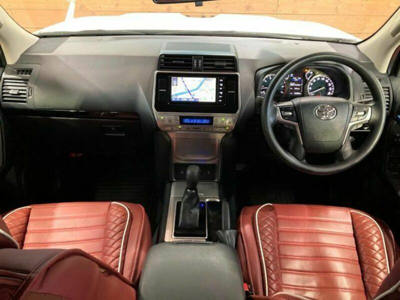 LAND CRUISER PRADO-1