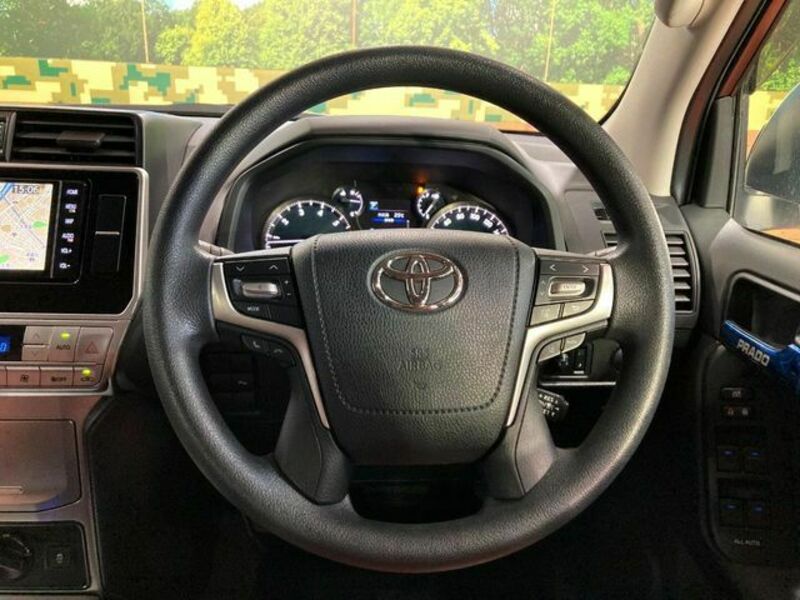 LAND CRUISER PRADO-10