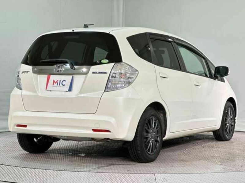 FIT HYBRID