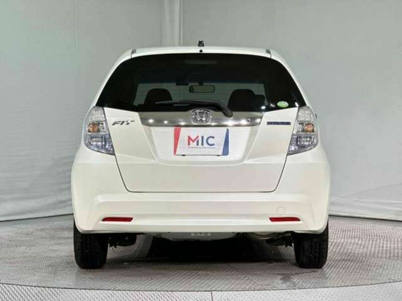 FIT HYBRID