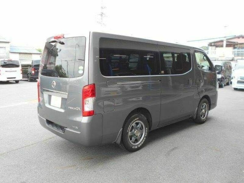 NV350 CARAVAN