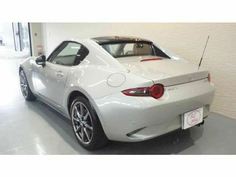 ROADSTER RF-5