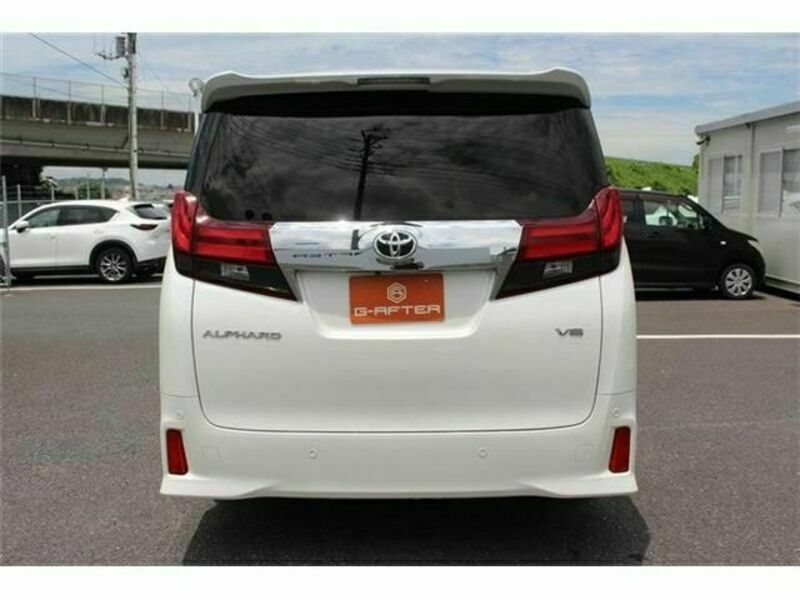 ALPHARD-8