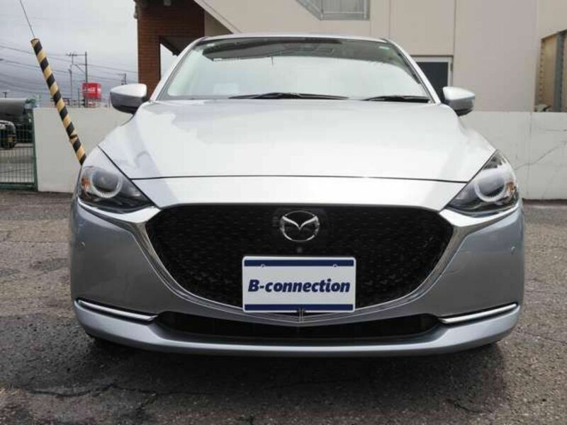 MAZDA2