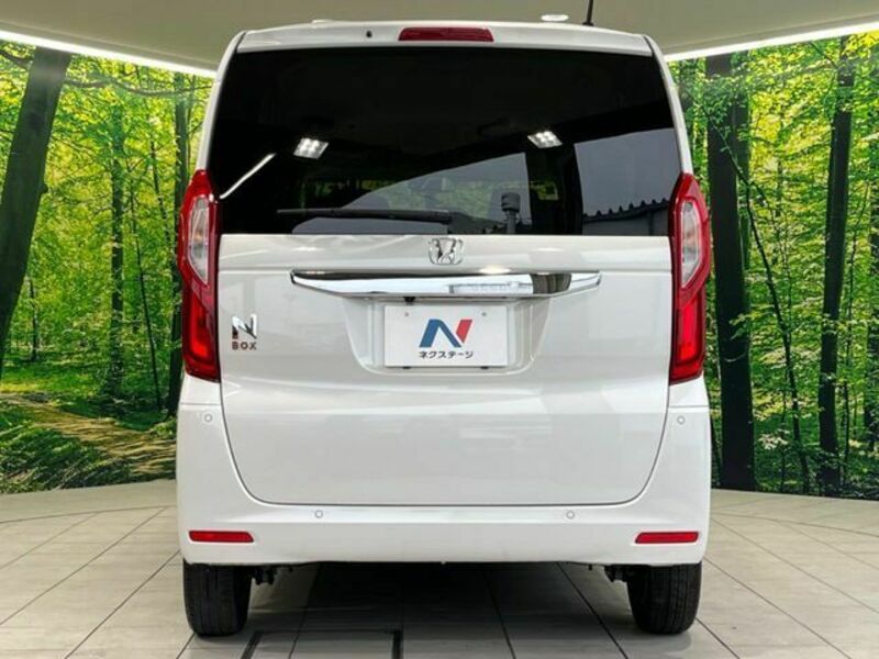 N BOX