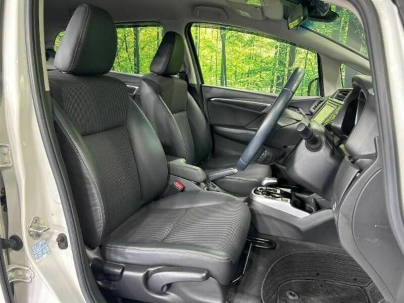 FIT HYBRID-7