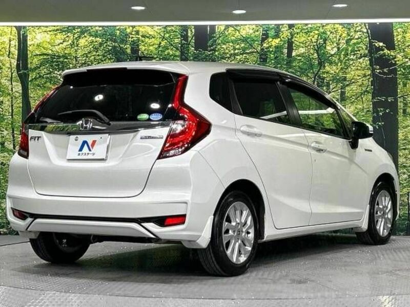 FIT HYBRID-16