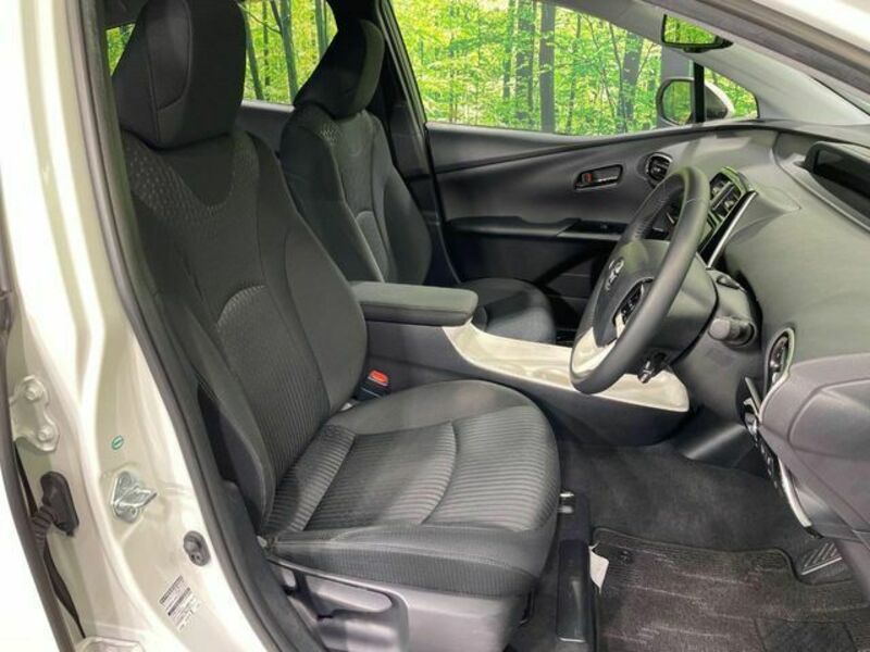 PRIUS-7
