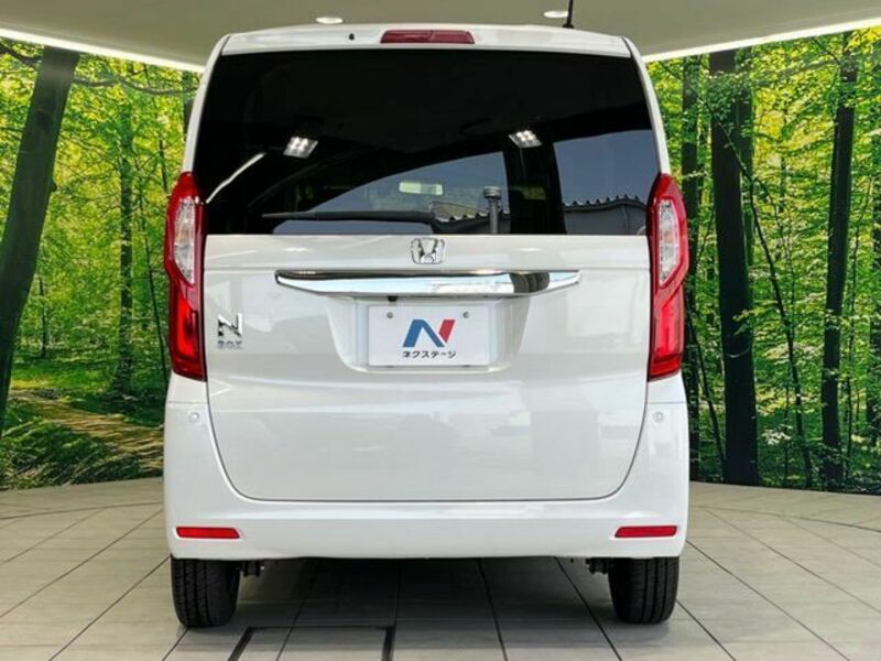 N BOX