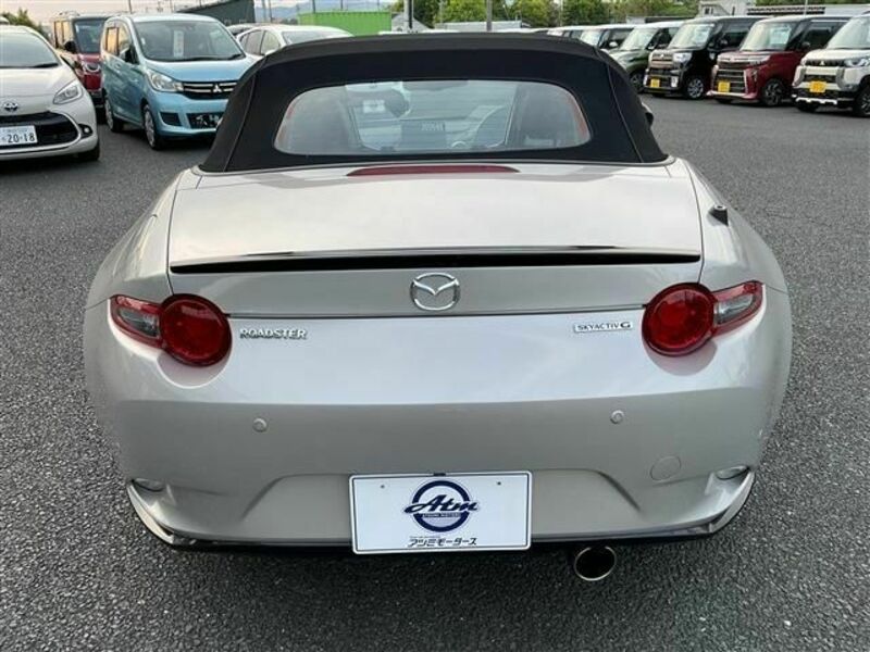 ROADSTER