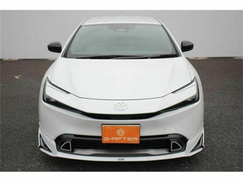PRIUS-8