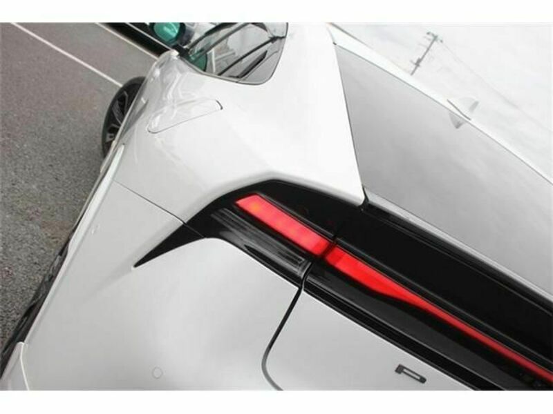 PRIUS-14