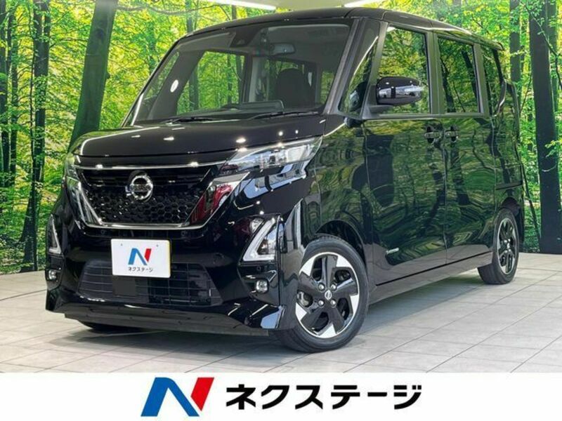 NISSAN　ROOX