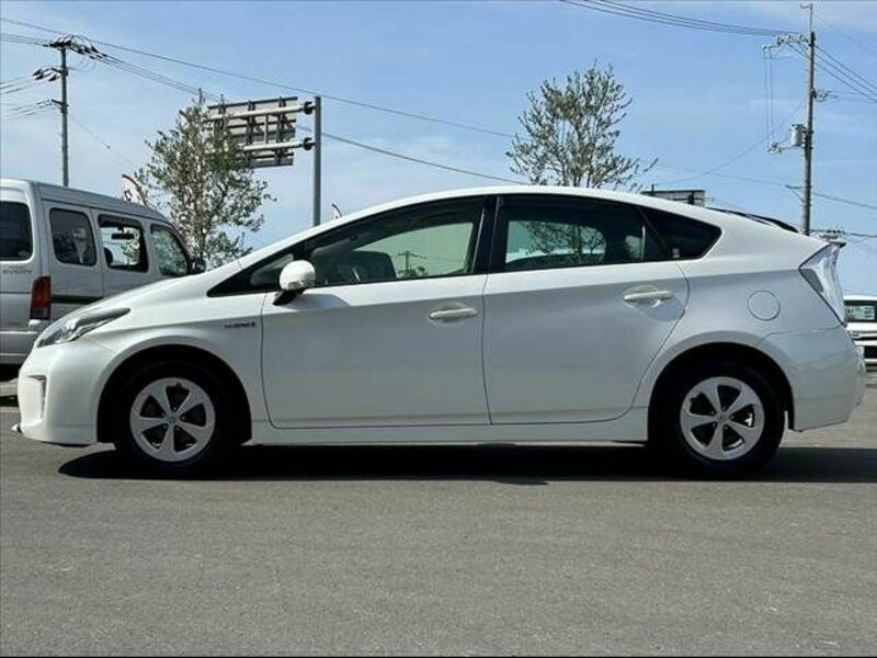 PRIUS-10