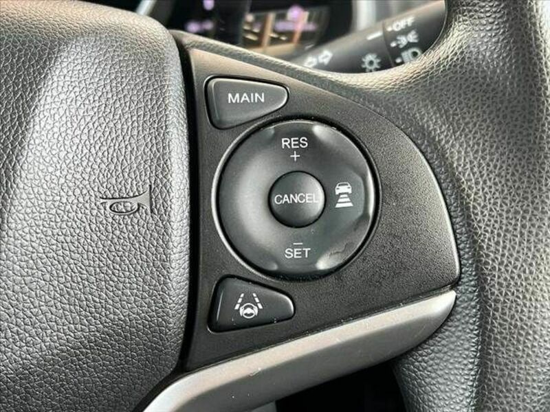 FIT HYBRID-26