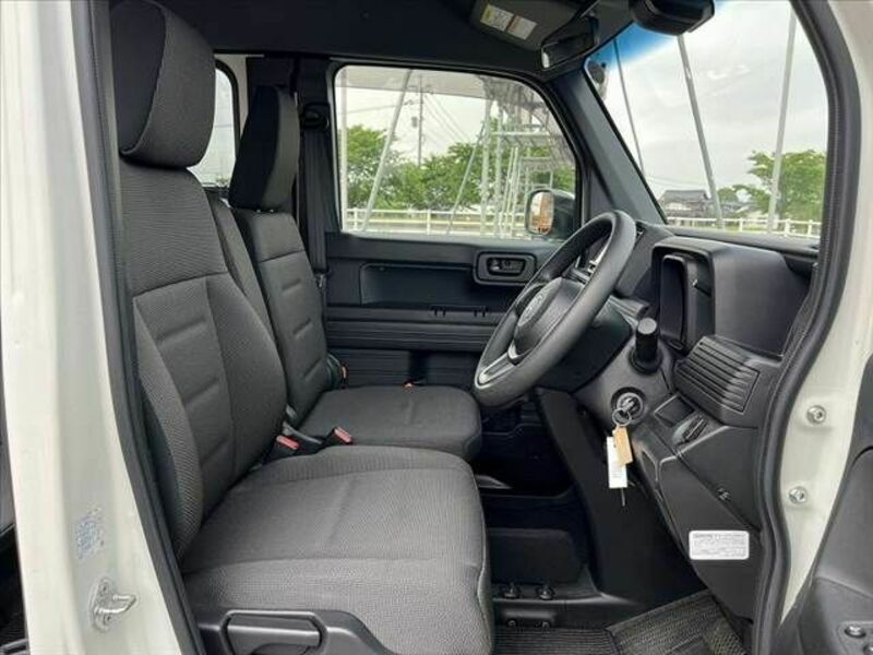 N-VAN