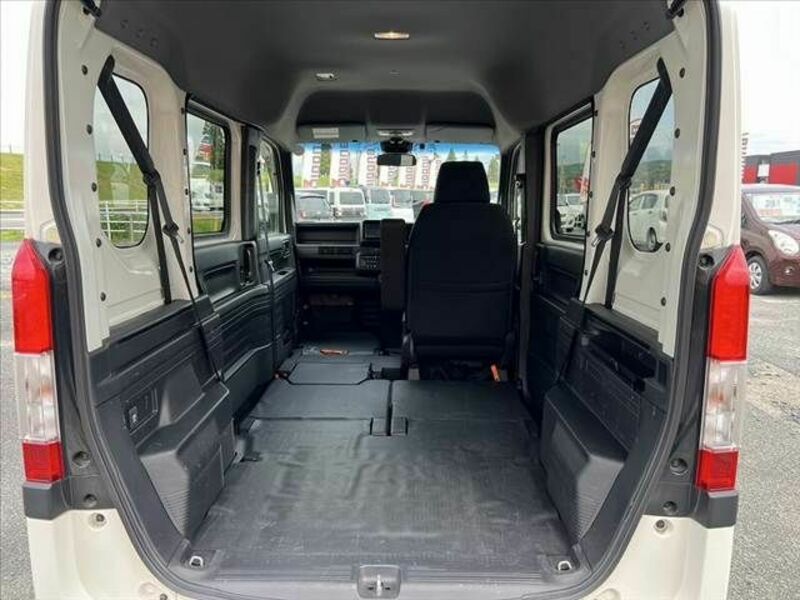 N-VAN