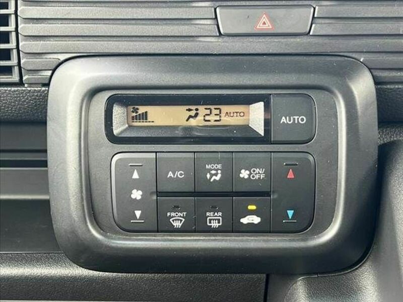 N-VAN
