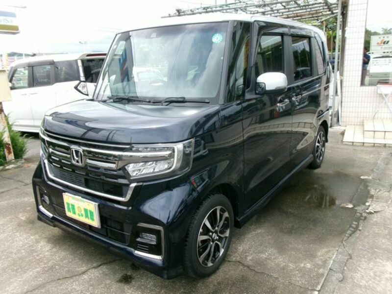 N BOX CUSTOM