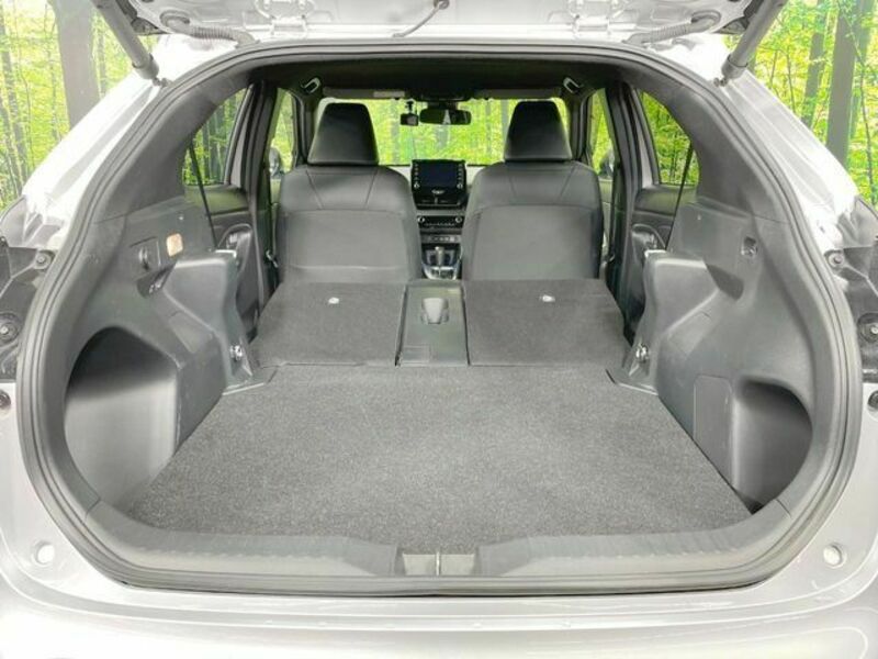 YARIS CROSS