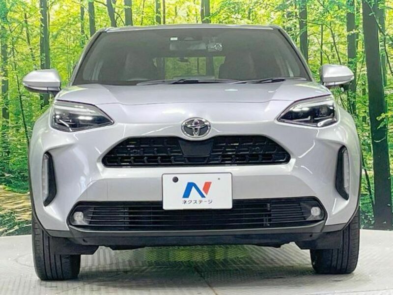 YARIS CROSS