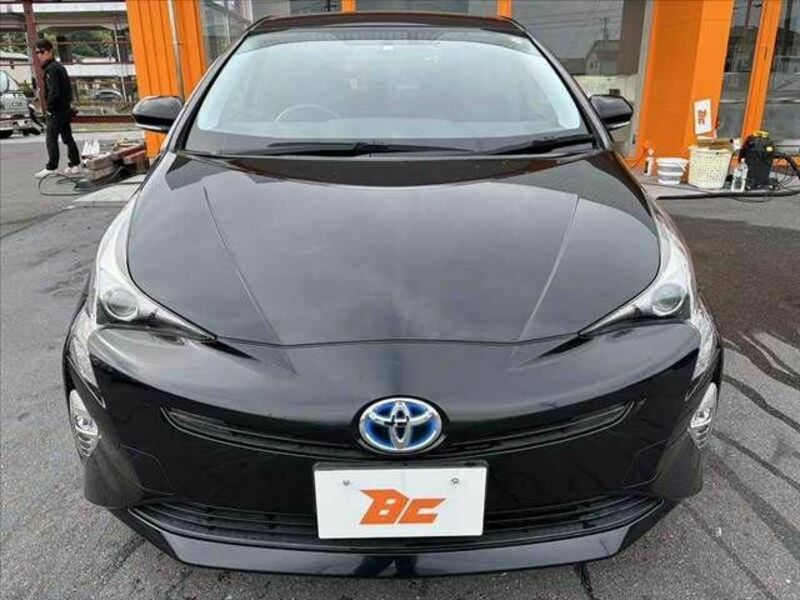 PRIUS-8