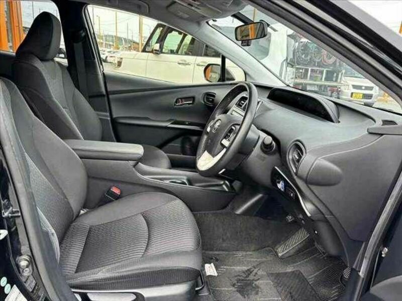 PRIUS-15