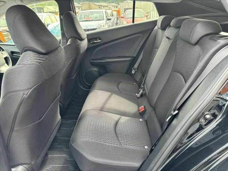 PRIUS-18