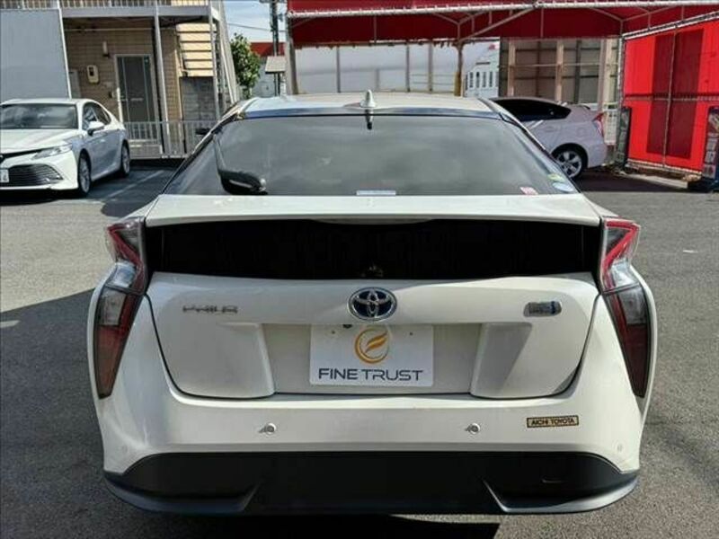 PRIUS-19