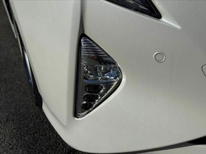 PRIUS-26