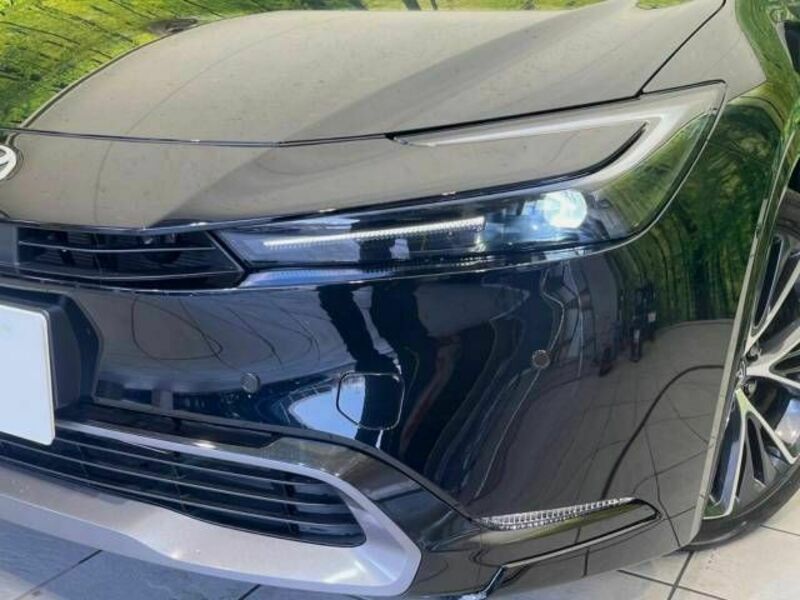 PRIUS-11