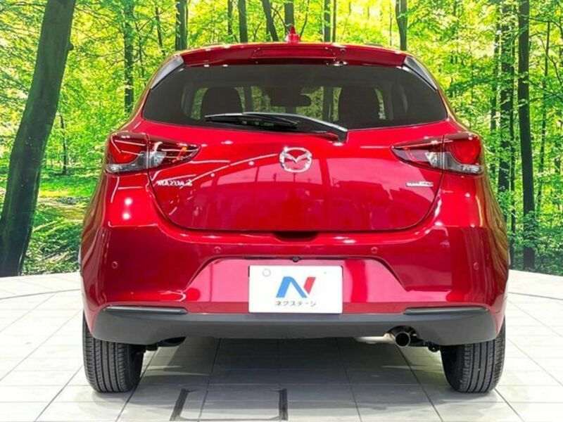 MAZDA2