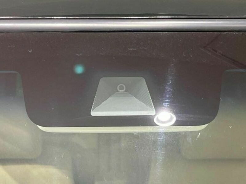 N BOX
