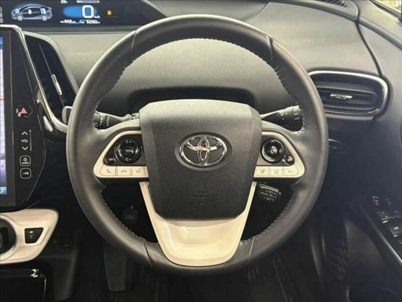 PRIUS PHV