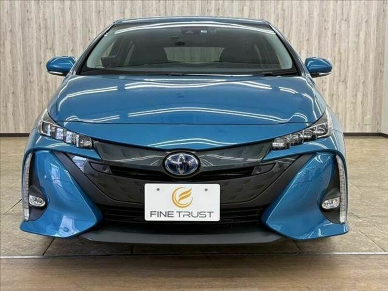 PRIUS PHV