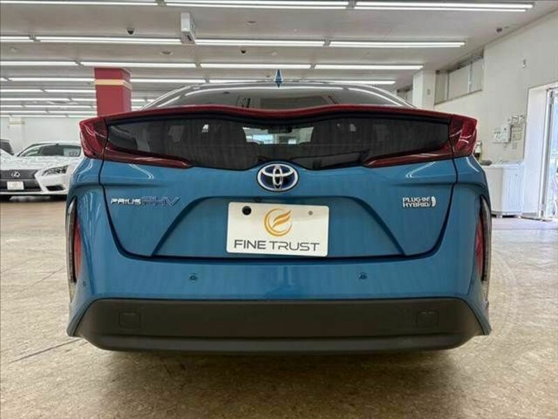 PRIUS PHV