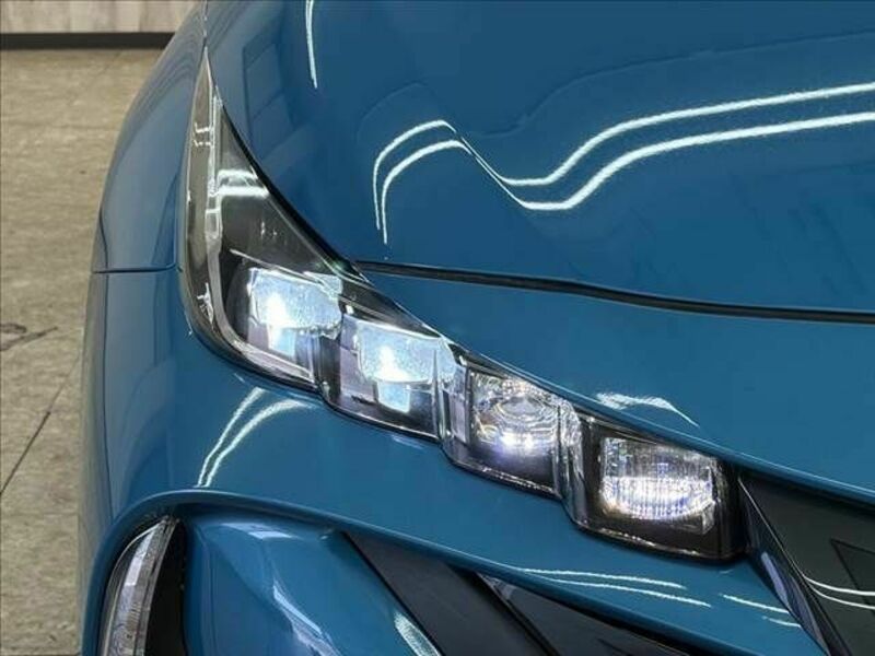 PRIUS PHV