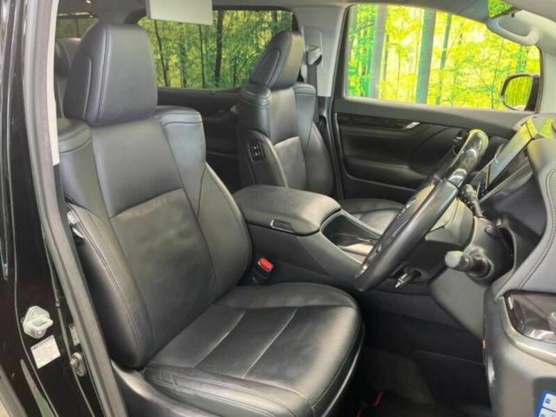 VELLFIRE-11