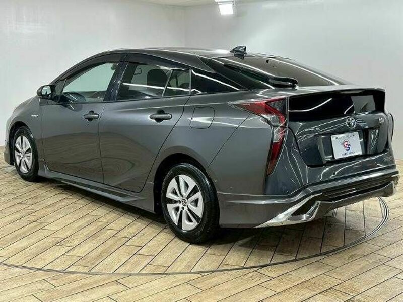 PRIUS-15
