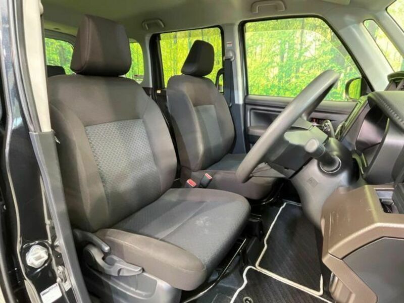 ROOMY-8