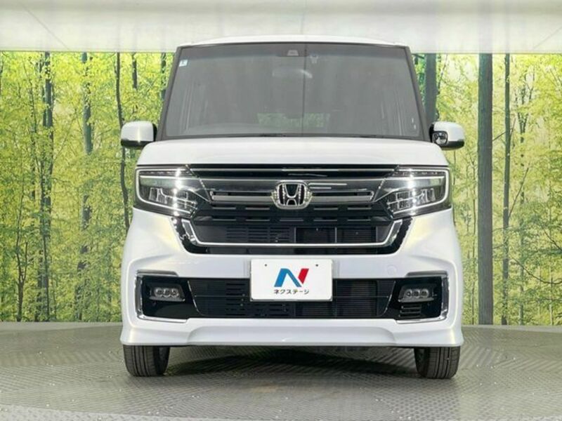 N BOX