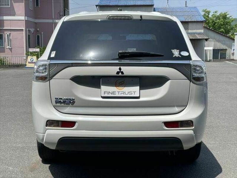 OUTLANDER PHEV