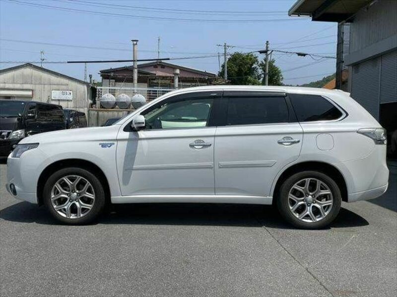 OUTLANDER PHEV