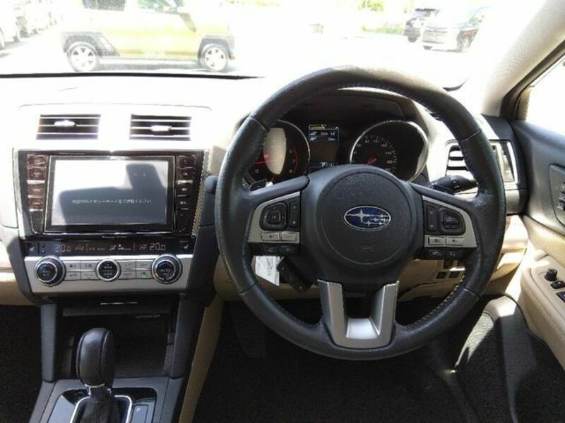 LEGACY OUTBACK-2