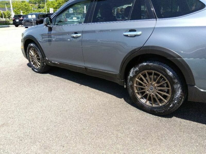 LEGACY OUTBACK-5