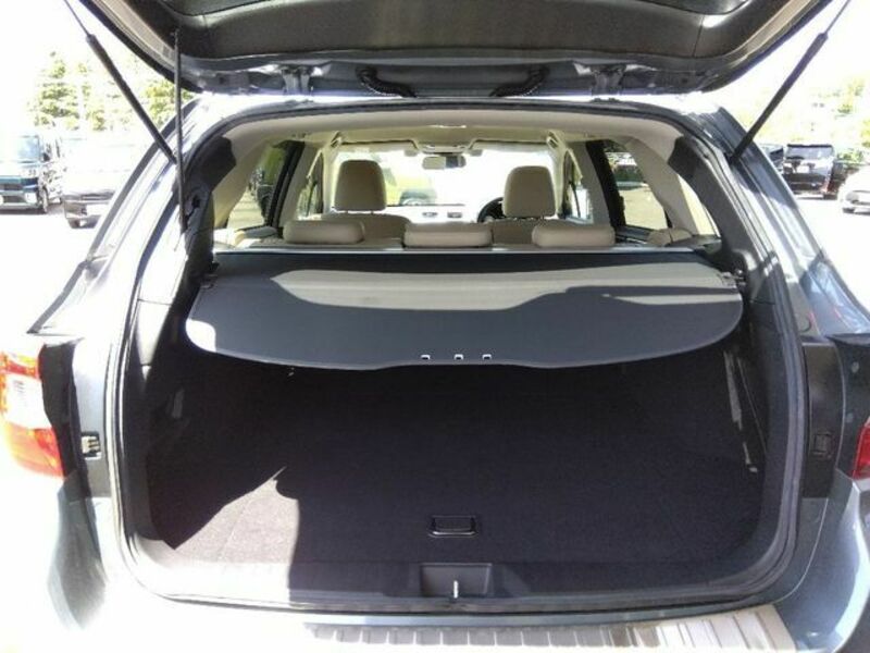LEGACY OUTBACK-6