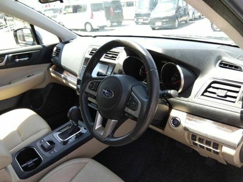 LEGACY OUTBACK-12