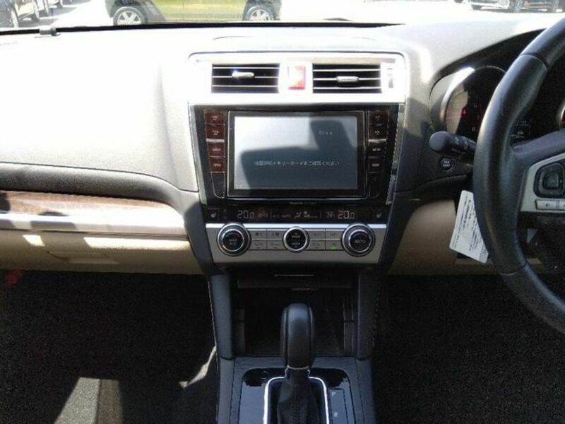 LEGACY OUTBACK-21